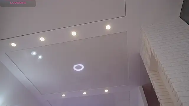 Kelly_Haren's Stripchat show and profile