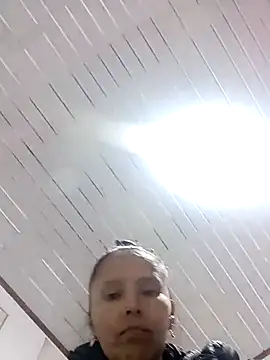 kahta_ardiente_sex's Stripchat show and profile