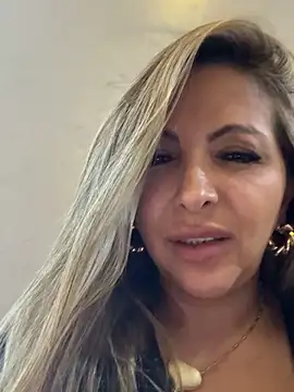 _Abril-Office1 live sex cam