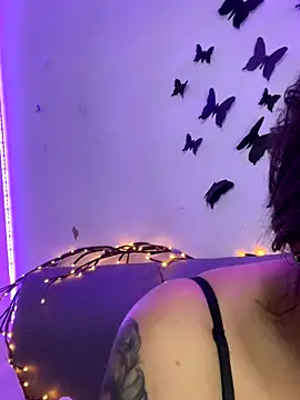 Luna_kitty live sex cam