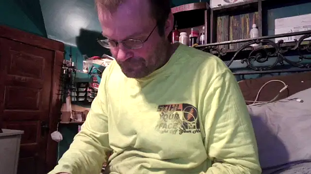 charactrzero's Stripchat show and profile