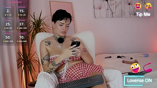 BriannaXXXm live sex cam