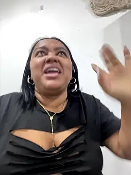 yanza2002 live sex cam