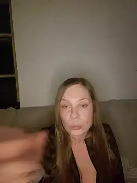 katiestevens live sex cam