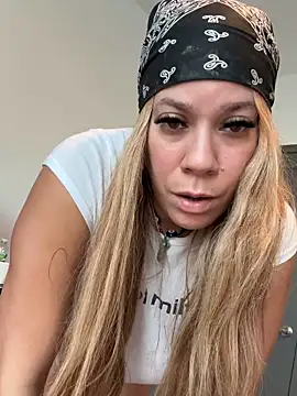 Bigbuttbrooklynn live sex cam