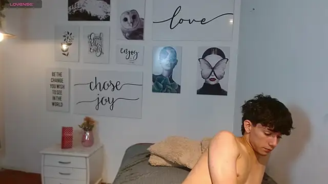 AmethystShadow17 live sex cam