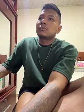 Saipadpuer30 live sex cam