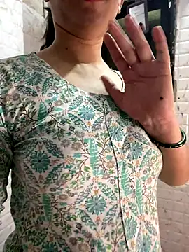 Red_Queen_11 live sex cam