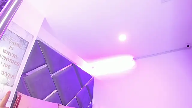 Charlotte_Myers live sex cam