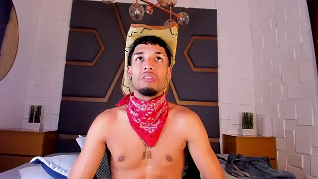 Thiagoferreti live sex cam