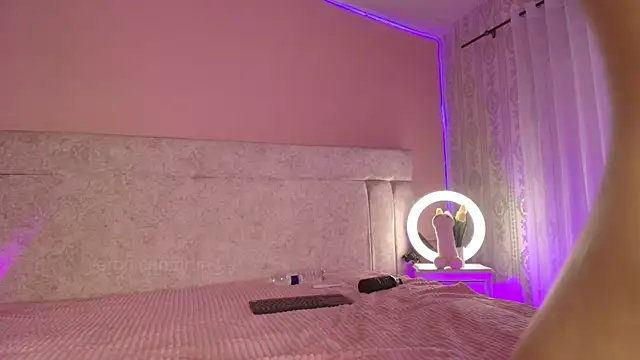 VeronicaMartiin live sex cam