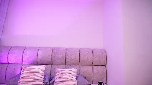 rousse_coup live sex cam