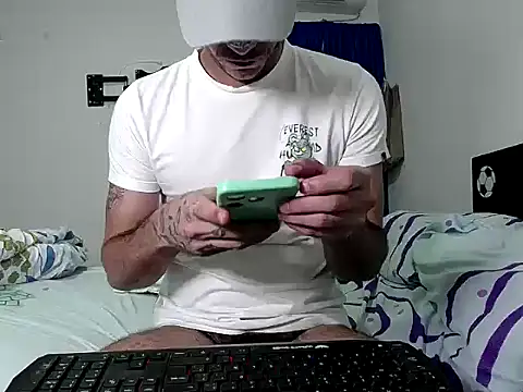 dirty_boy_horny live sex cam