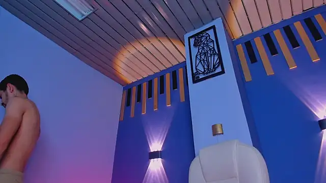 AlejandroStormm live sex cam