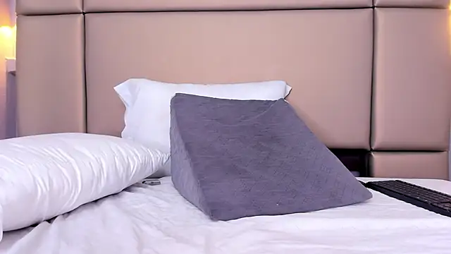 lucianasmith_ live sex cam