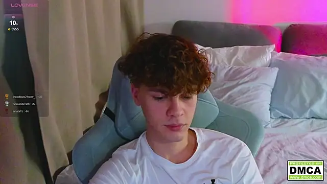 cute_thomas live sex cam