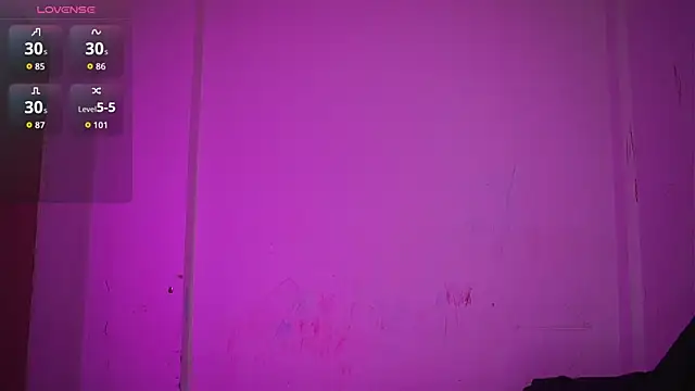 Miss__Bia's Stripchat show and profile