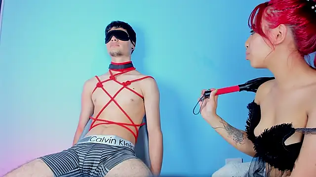 Laylaa_and_Logan live sex cam