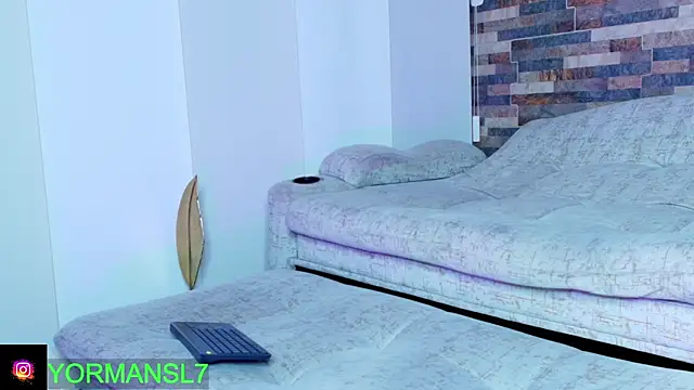 zaiin_diesel live sex cam