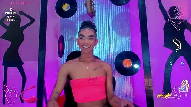 nickyminach_ live sex cam