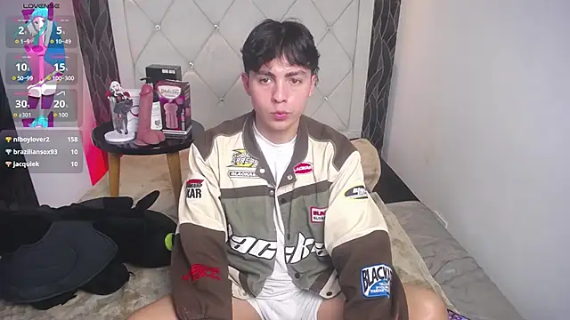 Samu_FoXXX live sex cam