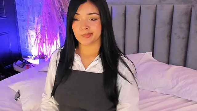 EmmaBlossom live sex cam