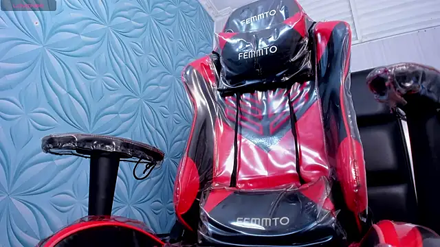 Milk_max_18 live sex cam