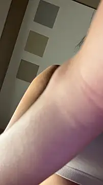 VICTORIA89 live sex cam