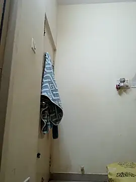 Ratna-777 live sex cam