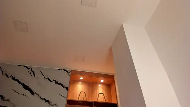 Bonnie_Luxury live sex cam