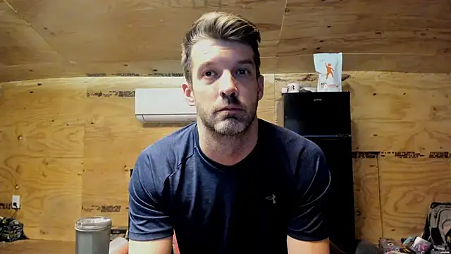 Kenny_Kyle's Stripchat show and profile