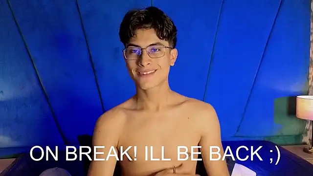 Aaron_Eze live sex cam