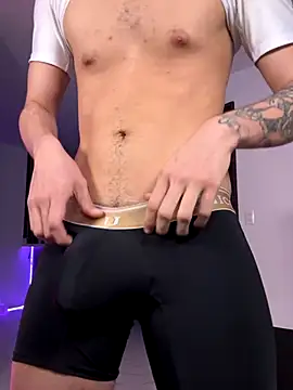 bigryann23 live sex cam