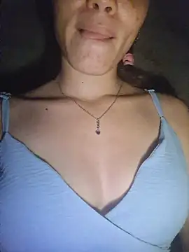 HelenHoltz live sex cam