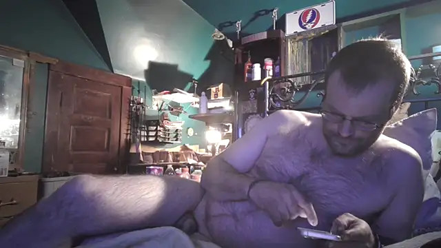 charactrzero's Stripchat show and profile