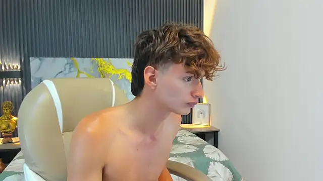 NicolasFerrer18 live sex cam