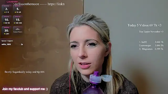 Lisaonthemoon live sex cam