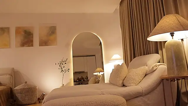 nadia_bliss live sex cam