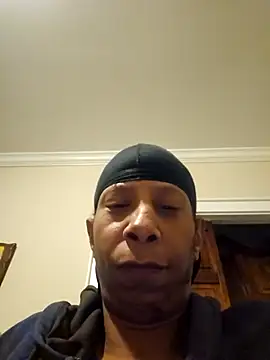 Vybezmaster live sex cam