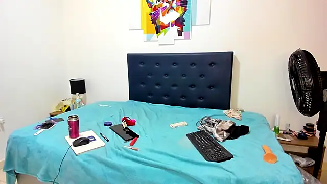 brenda_sofia2's Stripchat show and profile