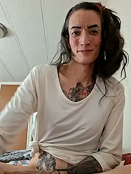 MaitressePomme3 live sex cam