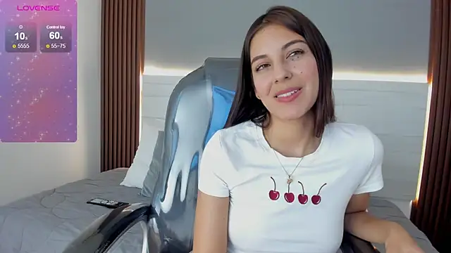 Emmy_Meadows live sex cam