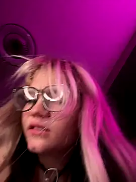 Cutiepiespanks live sex cam