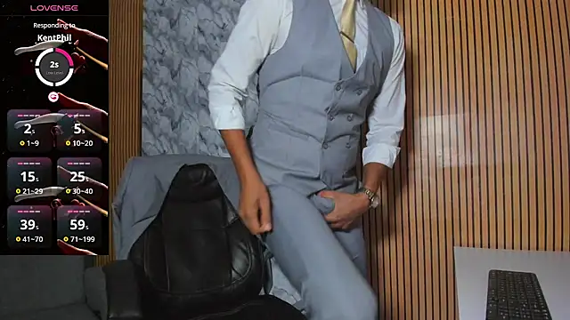 Hideintheoffice live sex cam