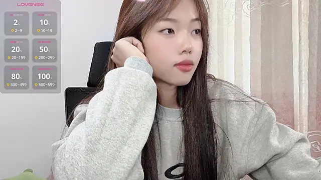 Lvy--v live sex cam