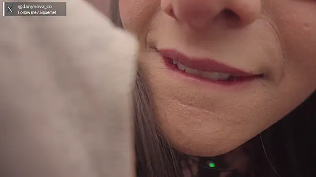 DanyNova_Co live sex cam