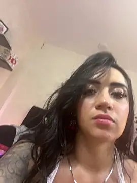 EmmyEvans1 live sex cam