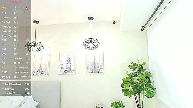 Sassy--Girl live sex cam