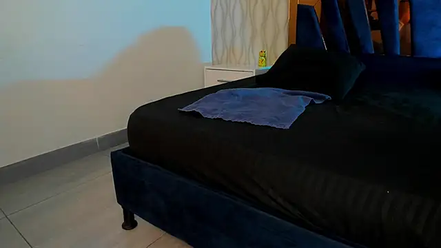 Petesevans live sex cam