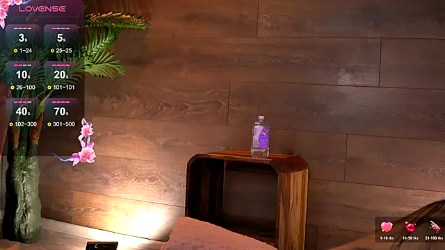 KairaAndrews live sex cam